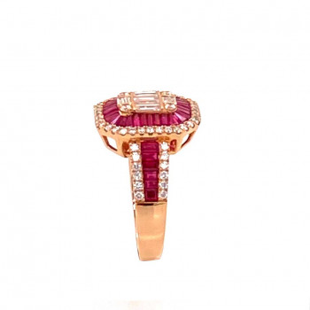 Gold ring studded with diamonds with a ruby ​​stone