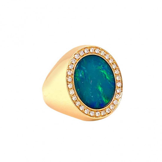  A Rare Australian Opal Ring With 30 Pieces Of Diamond,18k Gold 