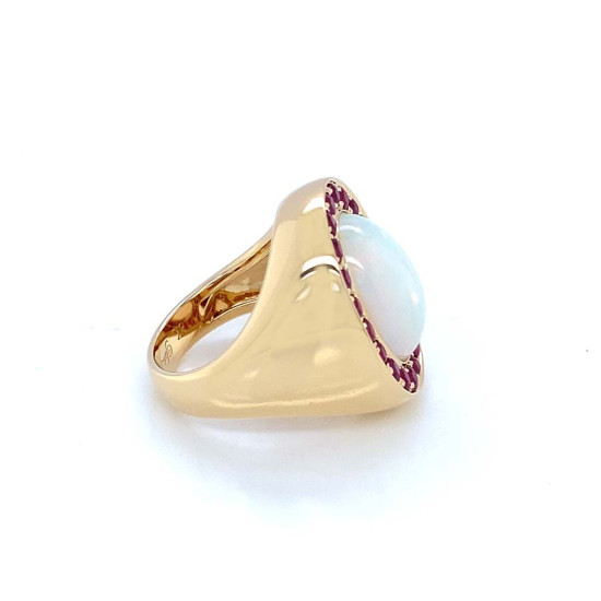 OPAL RING WITH 20 PIECES OF RUBI ,18K GOLD OPAL RING WITH 20 PIECES OF RUBI ,18K GOLD