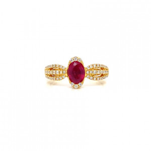 RUBI GOLD RING 18K STUDDED WITH DIAMONDS .