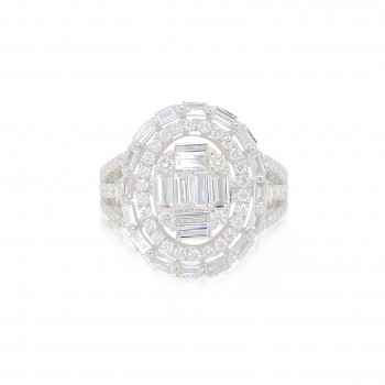 GOLD RING 18K STUDDED WITH DIAMONDS .