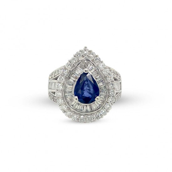 SAPPHIRE GOLD RING 18K STUDDED WITH DIAMONDS . SAPPHIRE GOLD RING 18K STUDDED WITH DIAMONDS .