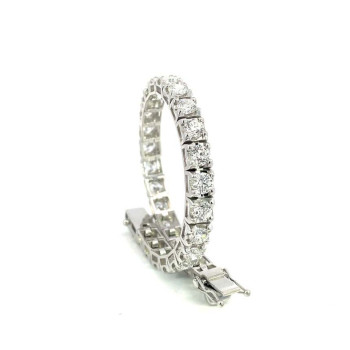 DIAMOND TENNIS BRACELET