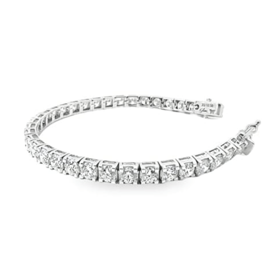 DIAMOND TENNIS BRACELET ( each piece of diamonds has certificate ) DIAMOND TENNIS BRACELET ( each piece of diamonds has certificate )