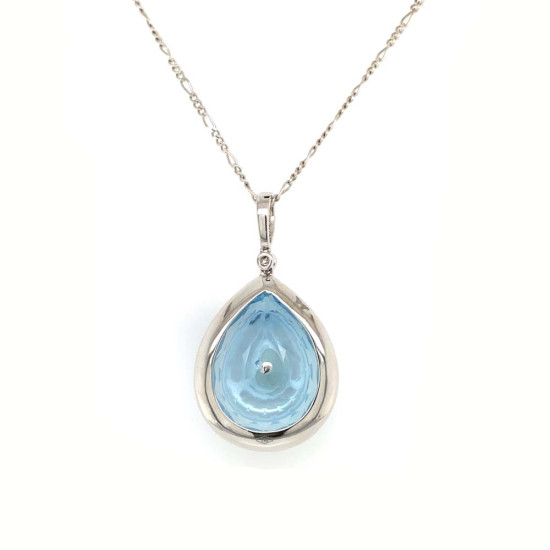 18K Gold Chain Aquamarine Tear-Shaped Studded With 94 Pieces Of Diamond 18K Gold Chain Aquamarine Tear-Shaped Studded With 94 Pieces Of Diamond