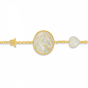 18K Gold bracelet with White horse shell with white seashell heart shape