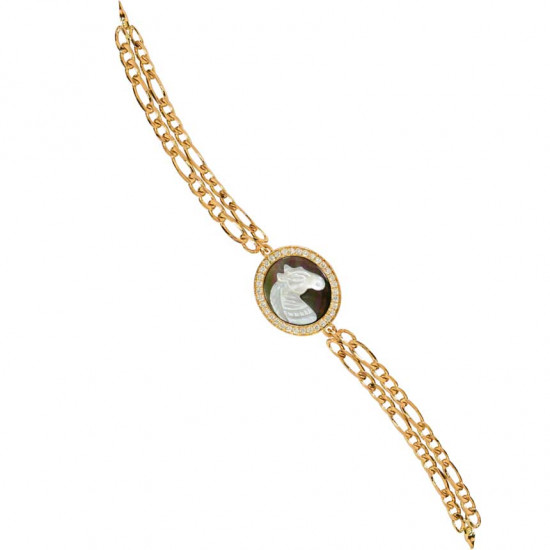 18K Gold Two-stroke chain bracelet with horse seashell inlaid with 34 pieces of diamond