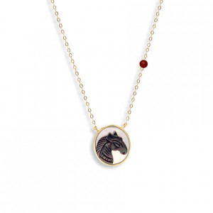 Silver chain with horse shell with red agate