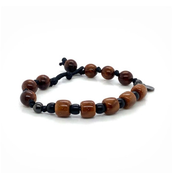 STRING BRACELET WITH COCONUT WOOD AND PEAR SANDALWOOD