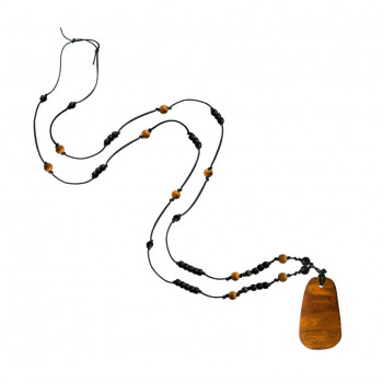 STRING CHAIN WITH OUD WOOD , COKE AND ONYX