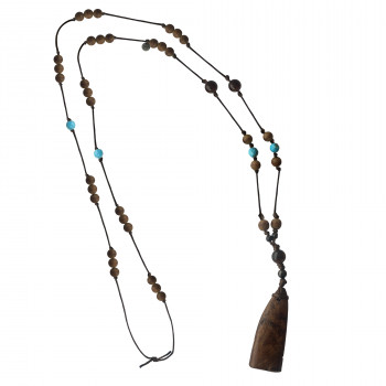 Agarwood necklace with Tigereye and Halolite 
