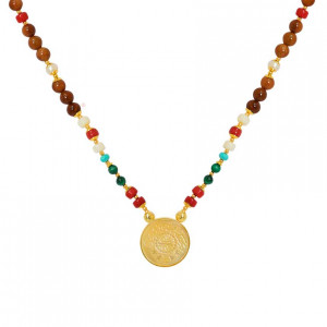 A chain made by a yellow coin of the Saudi with pearls, corals, malachite, turquoise, seashell, and Cook