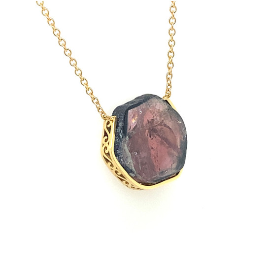 GOLD CHAIN 18K WITH TOURMALINE STONE GOLD CHAIN 18K WITH TOURMALINE STONE