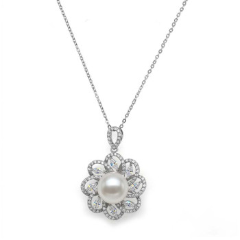 FLOWER SILVER PENDANT WITH ZIRCON AND A LARGE PEARL