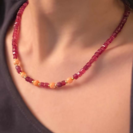 gold plated Rubi necklace with 5 pice of pink coral gold plated Rubi necklace with 5 pice of pink coral