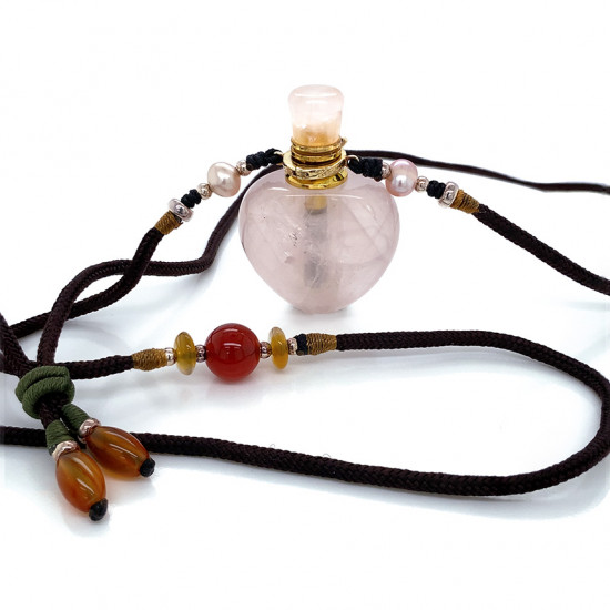 AROMATIC PINK QUARTZ NECKLACE