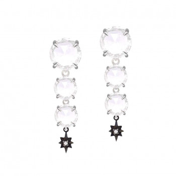 silver earring with zircon 