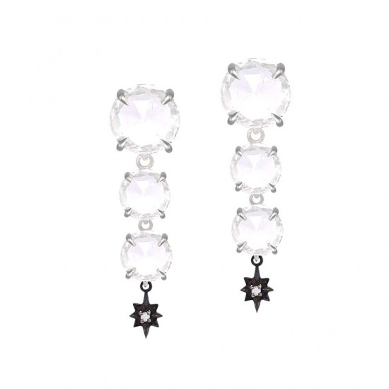 silver earring with zircon 