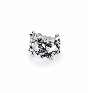 MATTE SILVER RING WITH PEARL