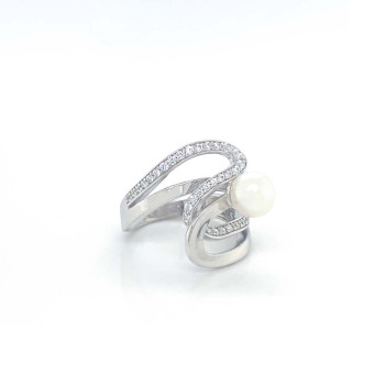 SILVER RING WITH PEARL AND ZIRCON
