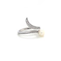 SILVER RING WITH PEARL AND ZIRCON