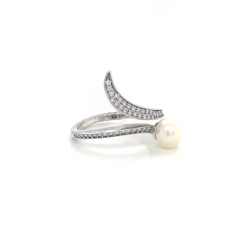 SILVER RING WITH PEARL AND ZIRCON
