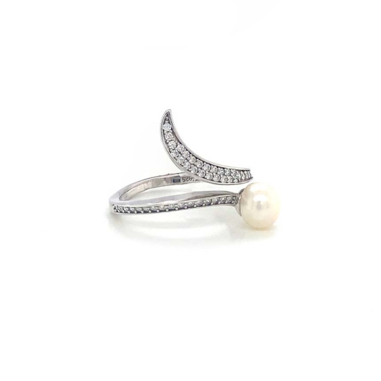 SILVER RING WITH PEARL AND ZIRCON