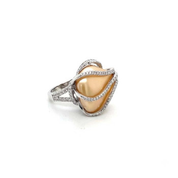 SILVER RING WITH MOTHER OF PEARL AND ZIRCON
