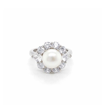 SILVER RING WITH ROUND ZIRCON AND A LARGE CENTER PEARL