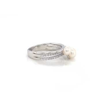 SILVER RING WITH 2 PEARLS AND ZIRCON