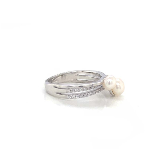 SILVER RING WITH 2 PEARLS AND ZIRCON