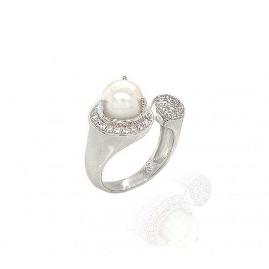 silver ring with pearl and zircon 