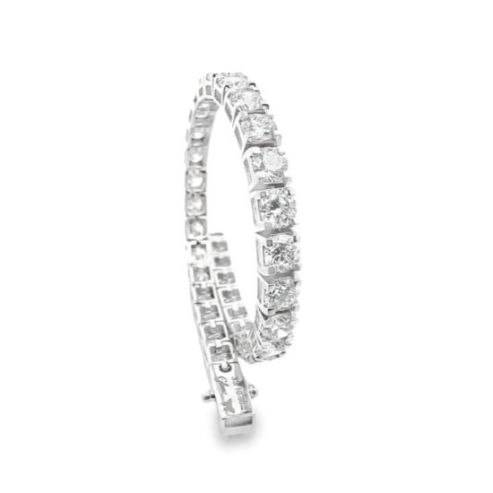 DIAMOND TENNIS BRACELET